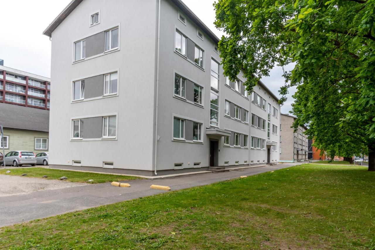 In The Heart Of Paernu, Free Parking! Appartement *